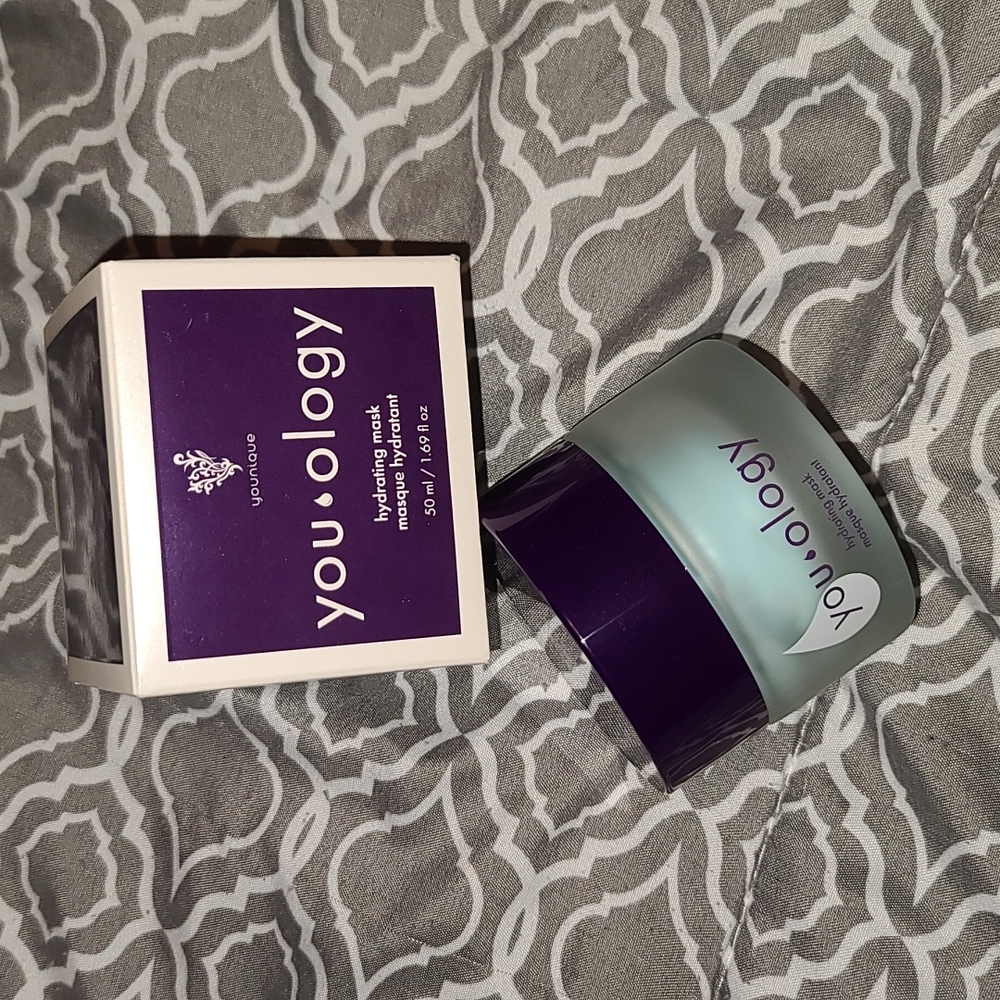 Younique Hydrating Mask